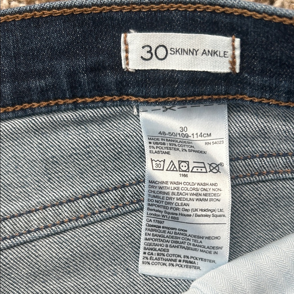 Banana Republic: womens Blue Jeans - Picture 4 of 6